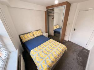 Double Bedroom in Clapham