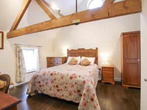 Millstone Cottages - Breidden View