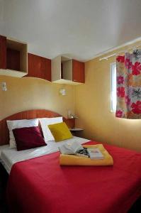 Campings Camping 4 etoiles - Piscine - ccafffb : photos des chambres