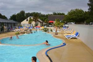 Campings Camping 4 etoiles - Piscine - ccafffb : photos des chambres