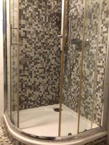 Entire first floor, kitchen, bathroom, roofterrace, 1 bedroom if max 3 guests or 2 bedrooms if max 5 guests