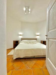 Waterfront Port House