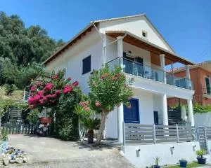 Blue Harbour Apartments - Mpoukaris