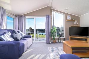 Primrose Valley Lakeside Lodge