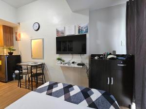 The Loop 2203 - Goffs Place