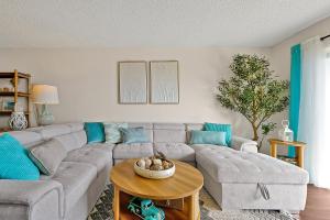 Stunning Beachfront Apartment Near Cocoa Beach Pier