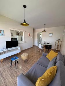 Del Río Bienes Raíces Sarmiento 7