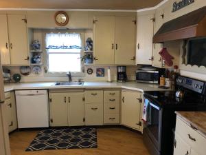 Picturesque Hood Canal Waterfront