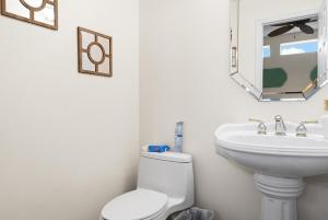 Tidal Dreams Ocean Front Pool Firepit Sleeps 14