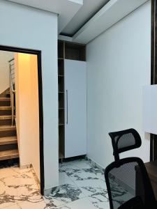 Super Luxurious Modern Apartment