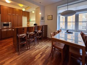 Apartment 29 Old Town, 2 Bathrooms, AC, Quiet