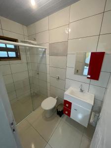 House with pool for family and group of friends