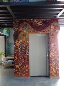 TORRE YAX-CHE URBAN CENTER