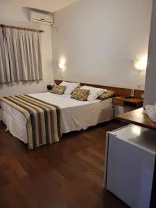 Hotel Giordano Centro - 伊塔皮拉