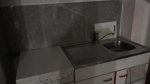 Benk 24H Apartment Nr 2 Perfekt für bis zu 4 Personen