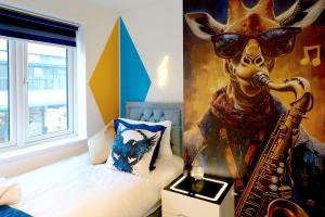 MusicVibes CITY CENTRE ,PRIVATE CAR PARK, PINBALL GAMING MACHINE, WI-FI ,NETFLIX, CONTRACTORS WELCOME-HAVEN4u