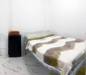 Centrally located studio 1 with AC and kitchenette