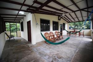 Pavones Point Surf House in Great Location