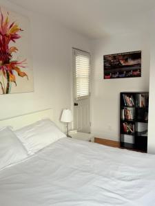 Cozy & spacious 3 BDR condo