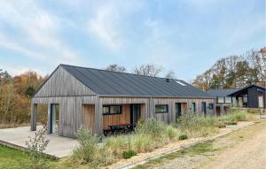 Nice Home In Samsø With Kitchen