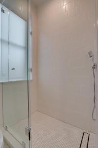 Sojourns Eastern Market Carriage House Sleeps 2