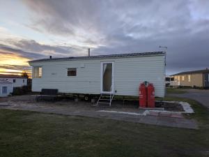 Aurora on the Dunes- Cozy Coastal Retreat with Scenic Views