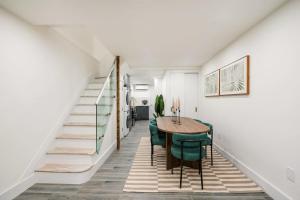 317-1D New 2BR Duplex WD Private Backyard