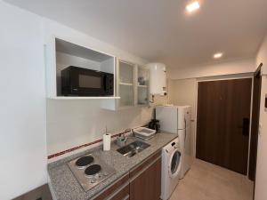 Zafiro ART TWO- Modern Studio