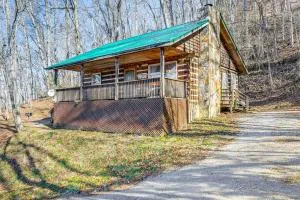 Near Hiking and Rafting Bryson City Gem with Hot Tub! - Roundhill