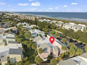 Beachfront Resort Getaway 2BR-2BA Condo