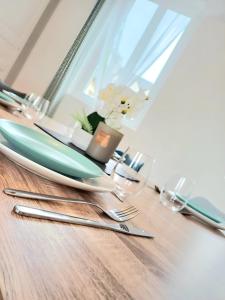 Le Commercy - En Hyper Centre Et Très Spacieux