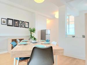 Le Commercy - En Hyper Centre Et Très Spacieux