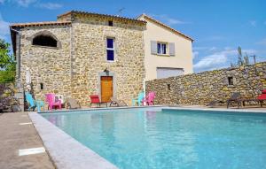 Maisons de vacances Nice Home In St Andre De Cruzieres : photos des chambres