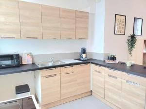 Le Commercy - En Hyper Centre Et Très Spacieux