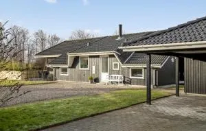 4 Bedroom Nice Home In Otterup - Hasmark