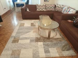 Peaceful Modern Apartment-Downtown