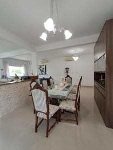 Casa na Morada da Praia - Q83