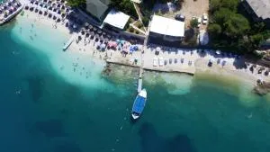 Hotel Villa Adrian - 卡萨米尔