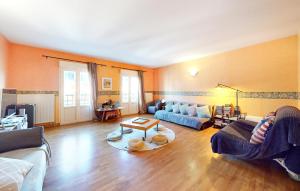 Maisons de vacances 3 Bedroom Nice Home In Ault : photos des chambres
