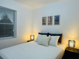 Executive 4BR 3Bath Entire Apartment in Heart of the City & Parking - Ubytování bez kategorie ve městě Canberra