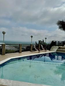 Leonardis Sunset House