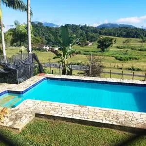 Casa Suíça família 4 p Suite master - Itoupava Régia