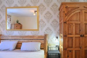 Holiday home in Dobrec 53284