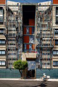 Departamento nuevo con balcón y terraza en centro histórico