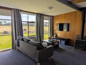 Cosy Connewarre Cottage - Leopold