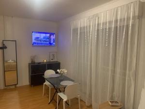 Appartements Charming Studio with Balneo Shower, Parking Included : photos des chambres