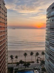 Apartamento Frente Mar Astúrias Guarujá