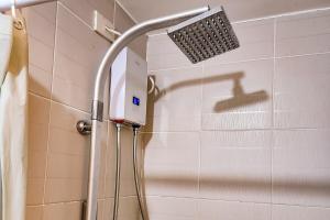 Boho City View 1br Apt in Makati with Netflix