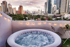 Luxury Staycation in Makati with Jacuzzi & Arcade