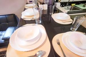 Luxury Staycation in Makati with Jacuzzi & Arcade